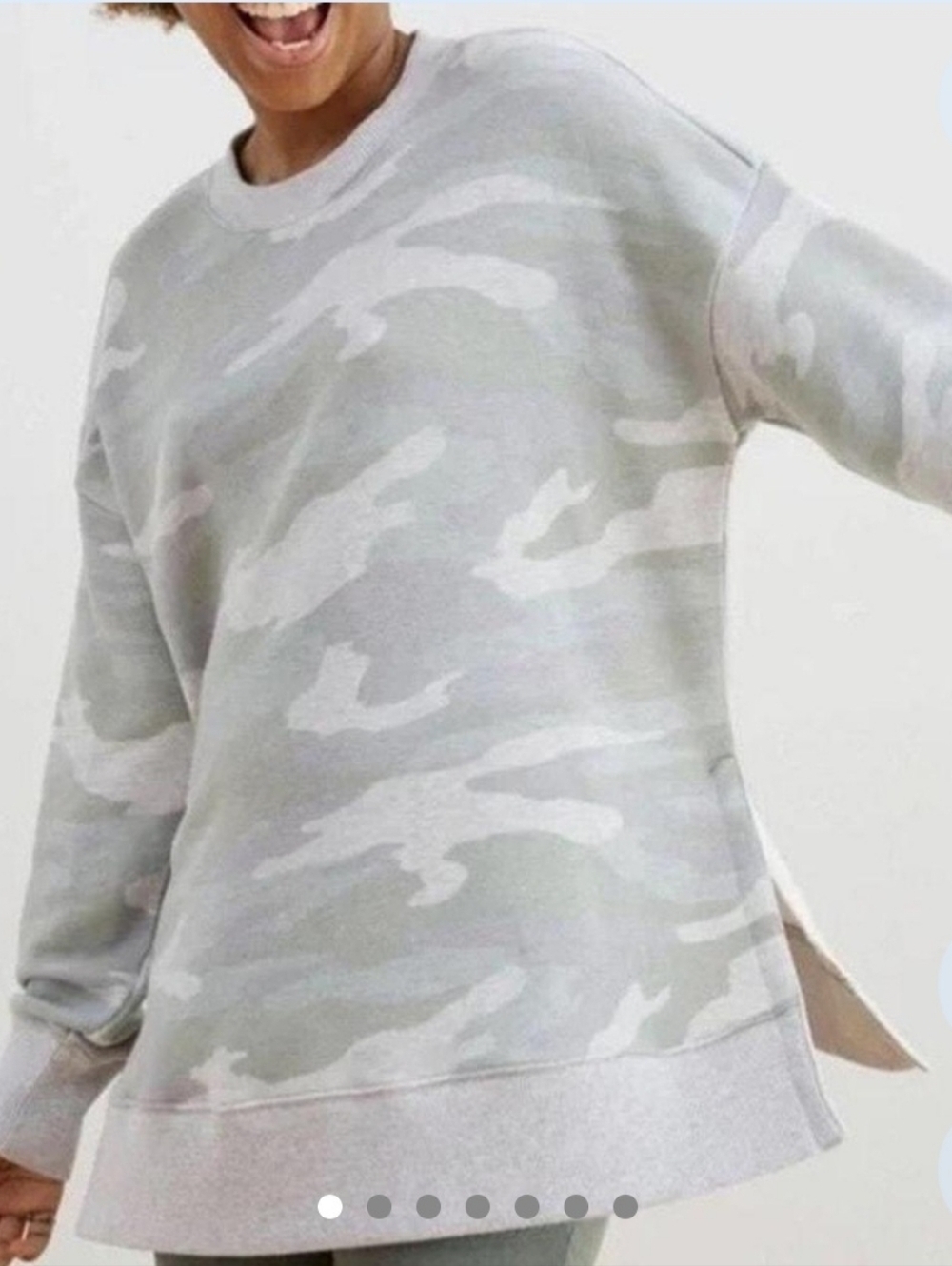AERIE OVERSIZED CAMO CREWNECK SWEATSHIRT WITH SIDE SLITS AND RIBBED DETAIL. SZ L